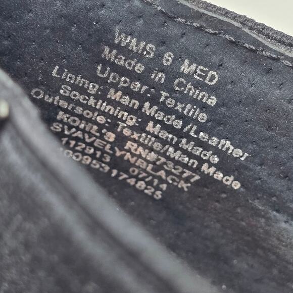 Simply Vera Wang Texitile Faux Suede Upper Black 4" Heeled  Boots 6M - Picture 10 of 10